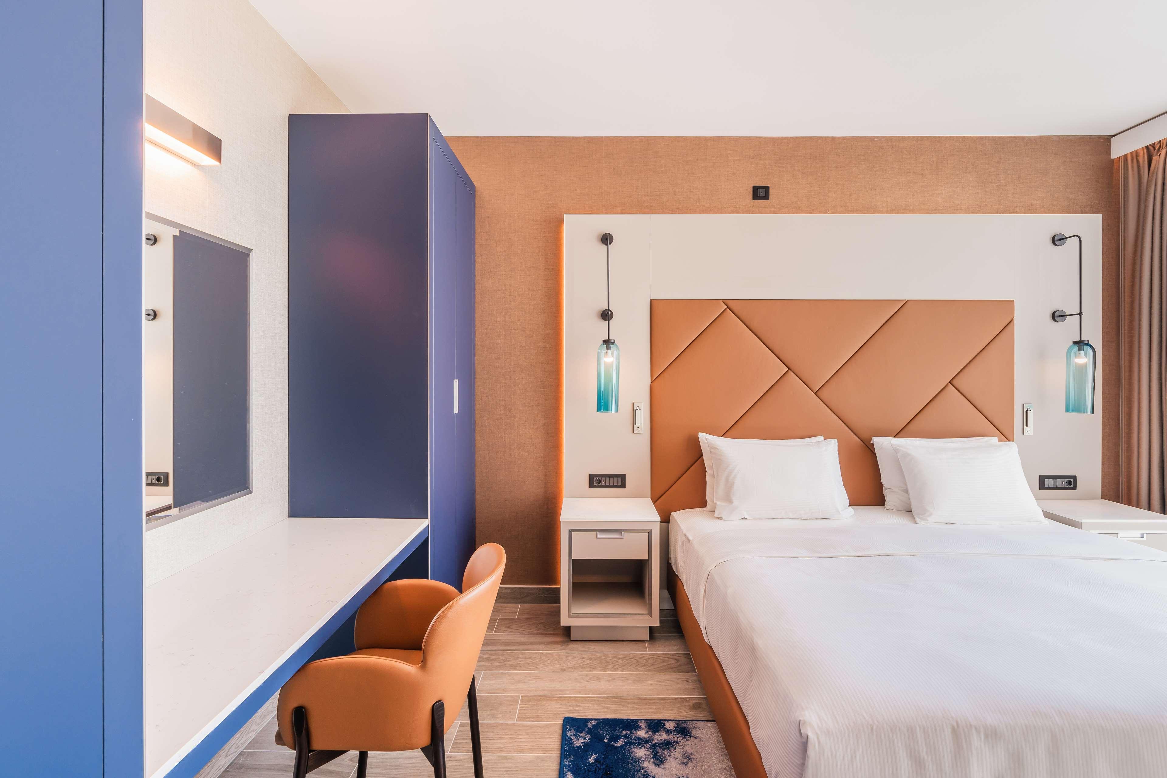 Hilton Rijeka Costabella Beach Resort And Spa Eksteriør bilde Deluxe room