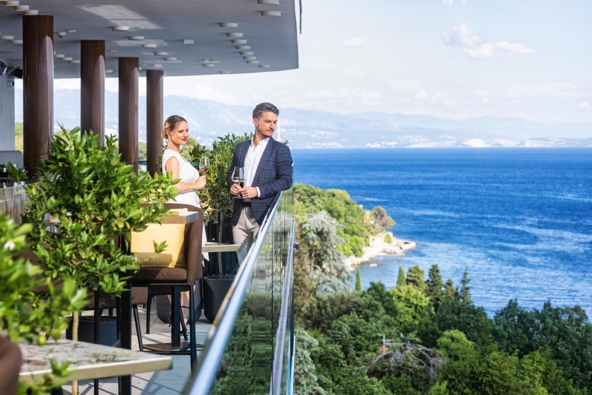 Hilton Rijeka Costabella Beach Resort And Spa Eksteriør bilde View from the hotel
